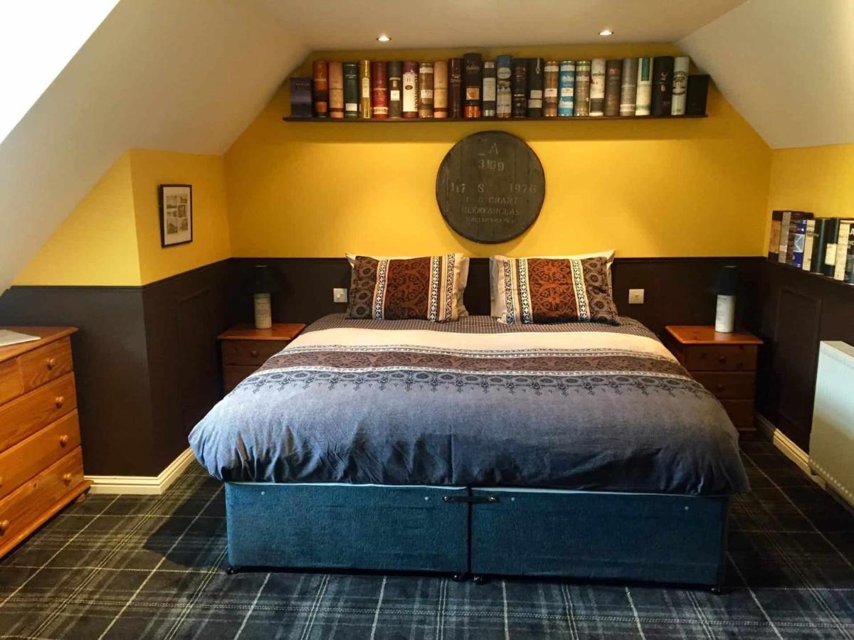 The Gables Whisky B&B 达夫敦 外观 照片