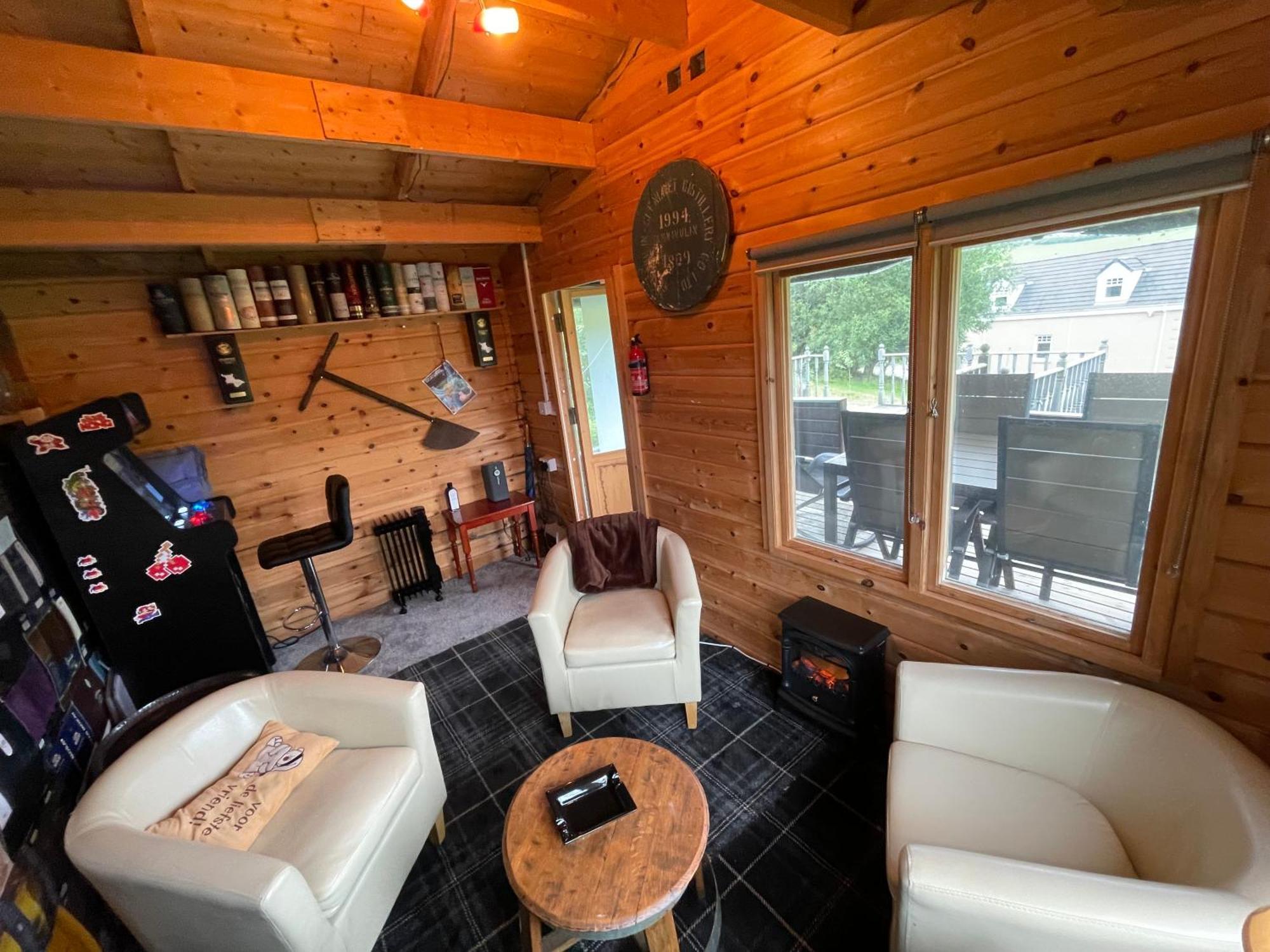 The Gables Whisky B&B 达夫敦 外观 照片